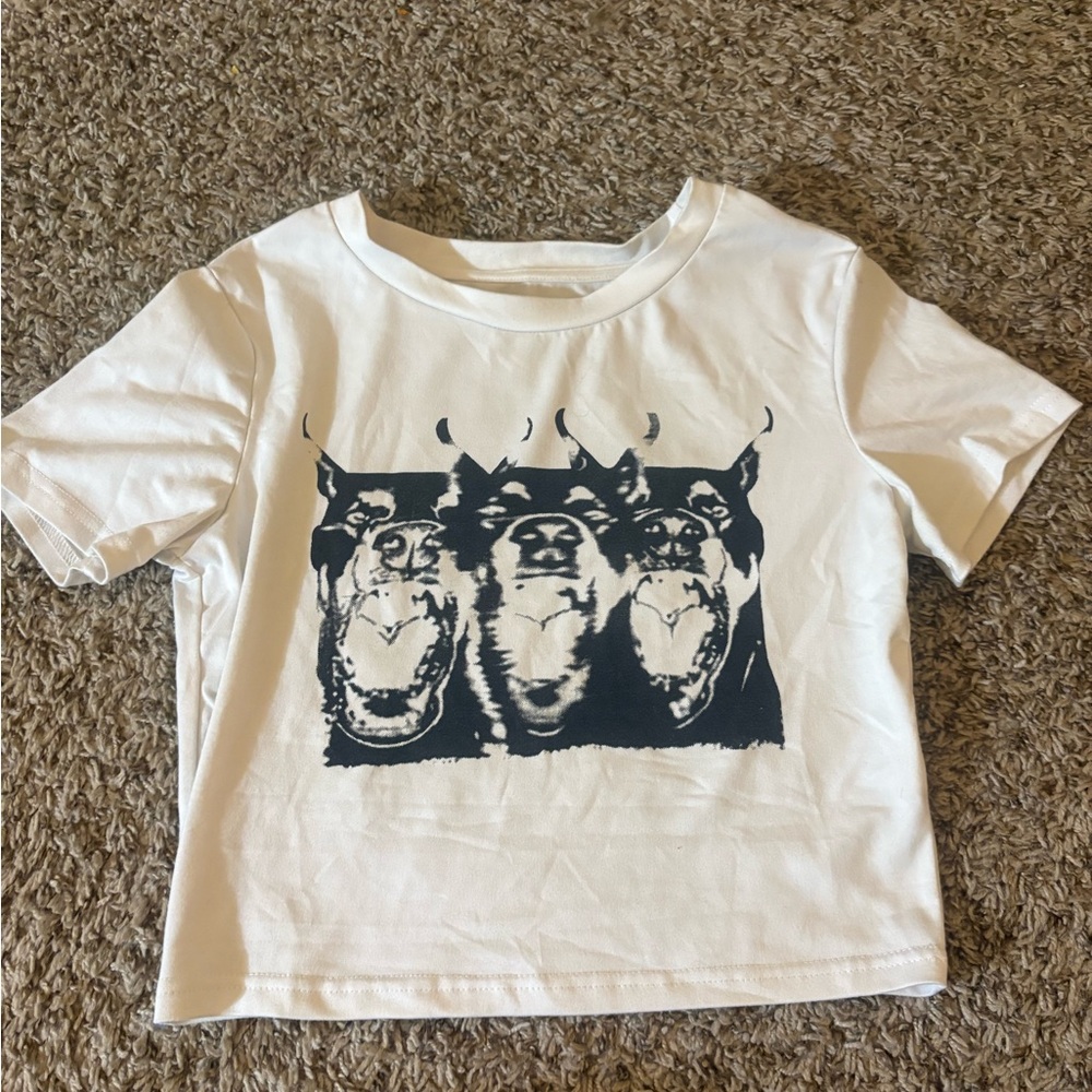 SHEIN White Graphic Crop Top